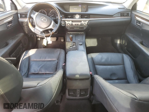 2014 Lexus ES with VIN JTHBK1GG2E2138953, listed as a Copart auction lot 45908925 with 185,896 mi miles and Salvage Title. Bid and sale history available at carsss.com. Image 8.