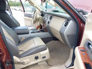 2007 Ford Expedition Eddie Bauer с VIN 1FMFU17507LA70382, выставлен на аукционе IAAI как лот 42438999 с пробегом 256 412 миль миль и . История ставок и продаж доступна на DreamBid. Изображение 5.