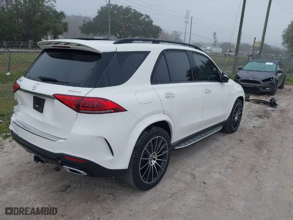 2022 Mercedes-Benz GLE with VIN 4JGFB4KB8NA746431, listed as a IAAI auction lot 41477424 with 49,367 mi miles. Bid and sale history available at carsss.com. Image 4.