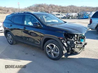 2020 GMC Terrain SLT z VIN 3GKALPEV8LL290265, wystawiony jako IAAI lot #41654318 z przebiegiem 102 549 mil mil oraz . Historia ofert i sprzedaży dostępna na DreamBid. Obrazek 1.