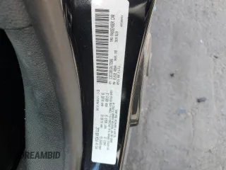 2016 Chrysler 200 S z VIN 1C3CCCBB1GN173306, wystawiony jako Copart lot #50234095 z przebiegiem 112 117 mil mil oraz Szkoda całkowita • Salvage title. Historia ofert i sprzedaży dostępna na DreamBid. Obrazek 13.