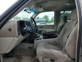 2002 Chevrolet Tahoe LS with VIN 1GNEC13Z52J232577, listed as a Copart auction lot 58770895 with 240,960 mi miles and Salvage title. Bid and sale history available at DreamBid. Image 7.