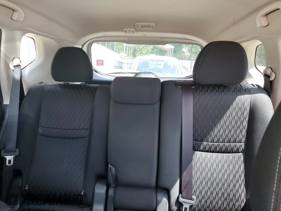 2020 Nissan Rogue SV with VIN KNMAT2MT1LP541484, listed as a Copart auction lot 59586485 with 113,060 mi miles and Salvage title. Bid and sale history available at DreamBid. Image 10.