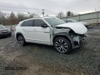 2021 Volkswagen Atlas SEL Premium R-Line with VIN 1V2FE2CA2MC206046, listed as a Copart auction lot 44449843 with 13,805 mi miles and Salvage title. Bid and sale history available at DreamBid. Image 12.