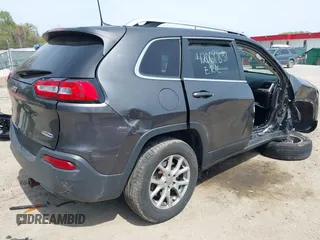 2017 Jeep Cherokee Latitude with VIN 1C4PJMCB0HW583128, listed as a IAAI auction lot 42069831 with 63,497 mi miles and . Bid and sale history available at DreamBid. Image 18.