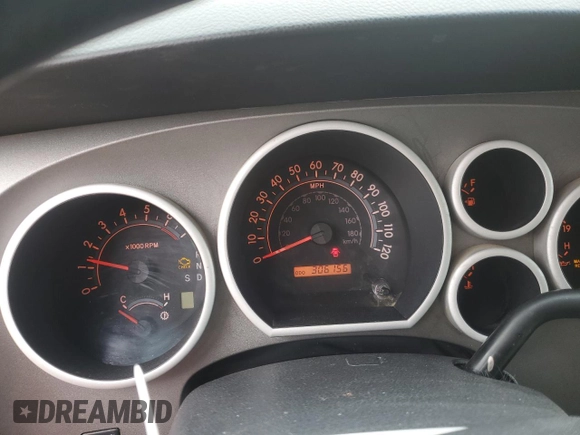 2010 Toyota Tundra с VIN 5TFUM5F13AX006869, выставлен на аукционе Copart как лот 53815225 с пробегом 306 156 миль миль и Чистый • Clean title. История ставок и продаж доступна на DreamBid. Изображение 9.