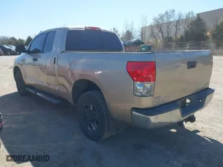 2007 Toyota Tundra SR5 with VIN 5TFBV54167X024430, listed as a IAAI auction lot 41776878 with 172,980 mi miles. Bid and sale history available at carsss.com. Image 3.