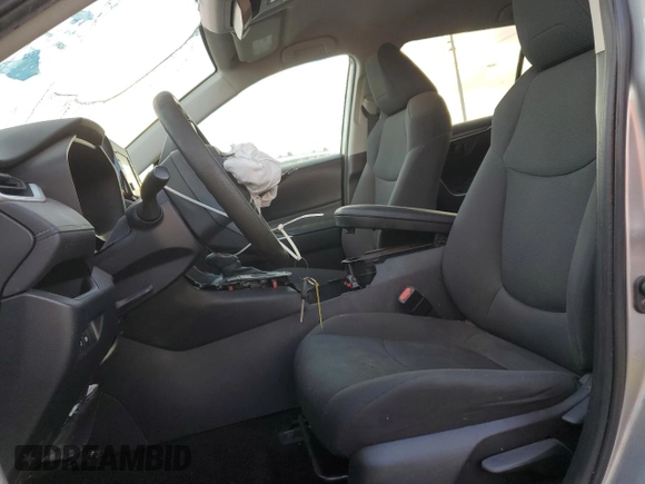 2020 Toyota RAV4 LE with VIN 2T3K1RFVXLC034798, listed as a Copart auction lot 44111085 with 42,011 mi miles and Clean Title. Bid and sale history available at DreamBid. Image 7.