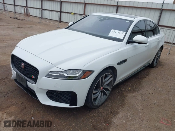 2016 Jaguar XF S with VIN SAJBG4BV6GCY06777, listed as a IAAI auction lot 41439170 with 63,313 mi miles. Bid and sale history available at carsss.com. Image 17.