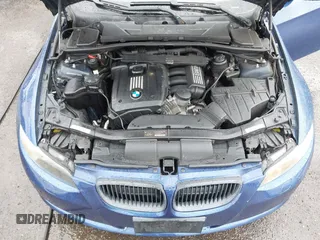 2007 BMW 3 Series 328i z VIN WBAWB335X7P130881, wystawiony jako IAAI lot #41863080 z przebiegiem 248 856 mil mil oraz . Historia ofert i sprzedaży dostępna na DreamBid. Obrazek 10.
