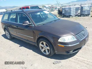 2004 Volkswagen Passat GLX with VIN WVWYH63B34E234685, listed as a IAAI auction lot 42651370 with 167,419 mi miles and . Bid and sale history available at DreamBid. Image 1.