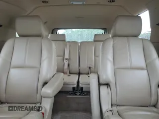 2011 Chevrolet Suburban LT z VIN 1GNSKJE39BR161772, wystawiony jako Copart lot #57075955 z przebiegiem Nie podano mil oraz Czysty tytuł • Clean title. Historia ofert i sprzedaży dostępna na DreamBid. Obrazek 10.