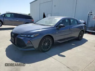 2021 Toyota Avalon Hybrid XSE z VIN 4T1EA1AB8MU003716, wystawiony jako Copart lot #53400545 z przebiegiem 44 822 mil mil oraz Szkoda całkowita • Salvage title. Historia ofert i sprzedaży dostępna na DreamBid. Obrazek 1.