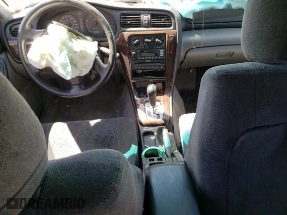 2000 Subaru Legacy with VIN 4S3BH6452Y7306601, listed as a Copart auction lot 67319954 with 276,584 mi miles and Salvage title. Bid and sale history available at DreamBid. Image 8.