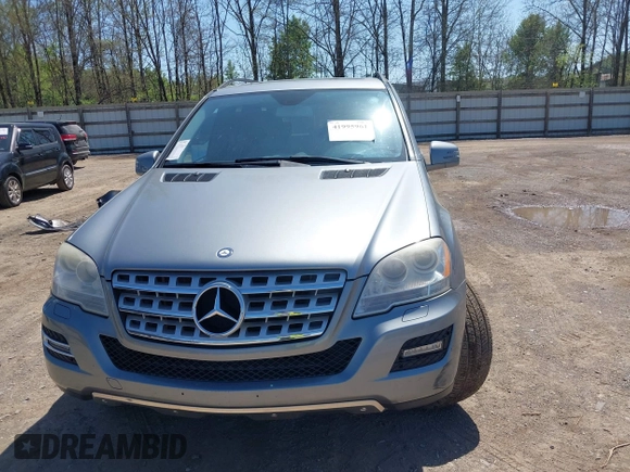 2011 Mercedes-Benz M 350 with VIN 4JGBB8GBXBA657339, listed as a IAAI auction lot 41995961 with 146,309 mi miles and . Bid and sale history available at DreamBid. Image 12.