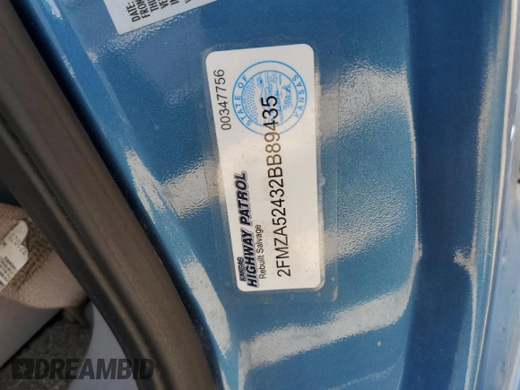 2002 Ford Windstar SE with VIN 2FMZA52432BB89435, listed as a Copart auction lot 57161005 with 156,081 mi miles and Salvage title. Bid and sale history available at DreamBid. Image 13.