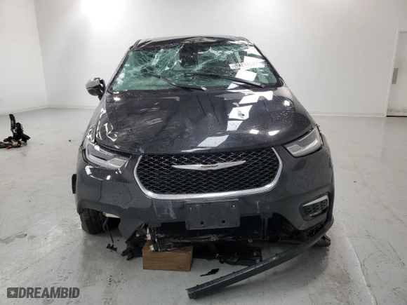 2023 Chrysler Pacifica Hybrid Limited with VIN 2C4RC1S71PR630575, listed as a Copart auction lot 52733305 with 45,381 mi miles and Salvage Title. Bid and sale history available at carsss.com. Image 5.
