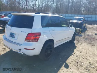 2014 Mercedes-Benz GLK-Class GLK 250 BlueTEC with VIN WDCGG0EB5EG316507, listed as a IAAI auction lot 41341696 with 117,885 mi miles. Bid and sale history available at carsss.com. Image 4.