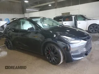 2022 Tesla Model Y Performance z VIN 7SAYGDEF7NF523532, wystawiony jako Copart lot #59949915 z przebiegiem 50 428 mil mil oraz Szkoda całkowita • Salvage title. Historia ofert i sprzedaży dostępna na DreamBid. Obrazek 4.