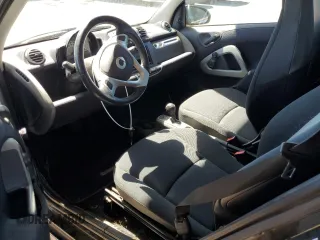 2014 Smart fortwo Pure with VIN WMEEJ3BA6EK783848, listed as a Copart auction lot 58244595 with 26,131 mi miles and Clean title. Bid and sale history available at DreamBid. Image 8.