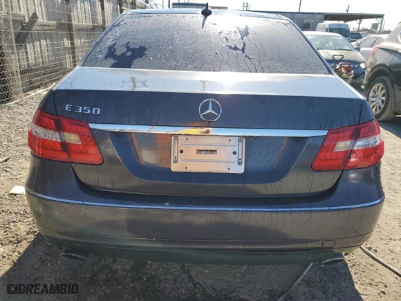 2011 Mercedes-Benz E-Class E 350 Luxury with VIN WDDHF5GB8BA270862, listed as a Copart auction lot 88786245 with 185,232 mi miles and Clean Title. Bid and sale history available at carsss.com. Image 6.