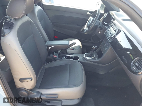 2015 Volkswagen Beetle Fleet Edition with VIN 3VWF17AT8FM644065, listed as a IAAI auction lot 42021412 with 135,525 mi miles and . Bid and sale history available at DreamBid. Image 5.
