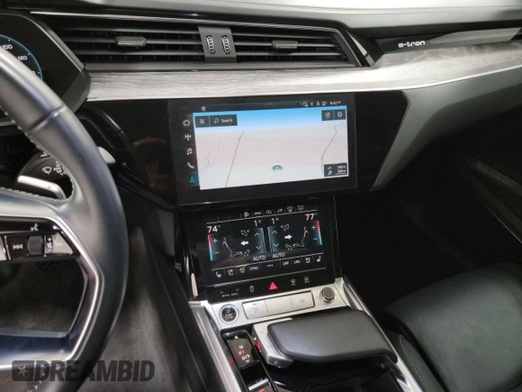 2021 Audi e-tron Sportback Prestige z VIN WA13AAGEXMB030421, wystawiony jako Copart lot #58747825 z przebiegiem 55 896 mil mil oraz Tytuł czysty. Historia ofert i sprzedaży dostępna na DreamBid. Obrazek 9.