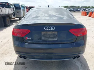 2013 Audi S5 Prestige z VIN WAUVGAFR8DA015727, wystawiony jako IAAI lot #42445090 z przebiegiem 136 237 mil mil oraz . Historia ofert i sprzedaży dostępna na DreamBid. Obrazek 16.
