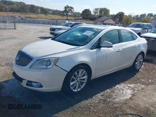2012 Buick Verano Group с VIN 1G4PS5SK4C4216284, выставлен на аукционе IAAI как лот 40603872 с пробегом Не указан миль и . История ставок и продаж доступна на DreamBid. Изображение 18.