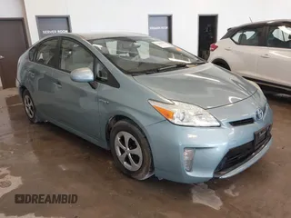 2015 Toyota Prius Four with VIN JTDKN3DU4F1932875, listed as a IAAI auction lot 41697847 with 306,594 mi miles. Bid and sale history available at carsss.com. Image 1.