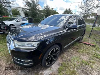 2017 Audi Q7 Premium with VIN WA1AAAF76HD005567, listed as a Copart auction lot 66476635 with 106,594 mi miles and Clean title. Bid and sale history available at DreamBid. Image 2.