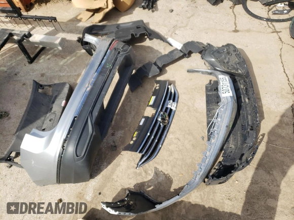 2024 Volkswagen Tiguan SE with VIN 3VVMB7AX2RM184367, listed as a Copart auction lot 50731155 with 2,744 mi miles and Salvage title. Bid and sale history available at DreamBid. Image 12.