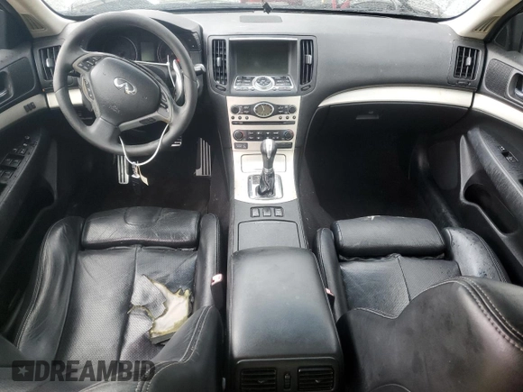 2008 Infiniti G35 Journey z VIN JNKBV61E88M223655, wystawiony jako Copart lot #56632495 z przebiegiem 306 705 mil mil oraz Szkoda całkowita • Salvage title. Historia ofert i sprzedaży dostępna na DreamBid. Obrazek 8.