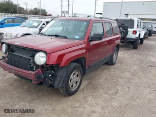 2017 Jeep Patriot Sport with VIN 1C4NJPBB0HD201718, listed as a IAAI auction lot 41614102 with 88,194 mi miles. Bid and sale history available at carsss.com. Image 18.