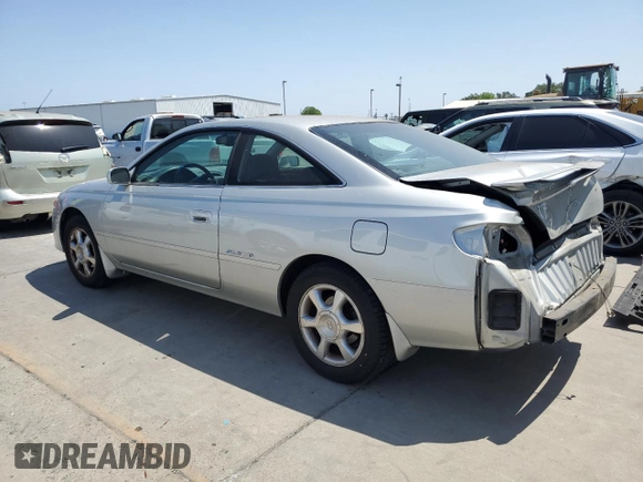 2002 Toyota Solara SE z VIN 2T1CF28P62C575561, wystawiony jako Copart lot #59748025 z przebiegiem 108 748 mil mil oraz Szkoda całkowita • Salvage title. Historia ofert i sprzedaży dostępna na DreamBid. Obrazek 2.
