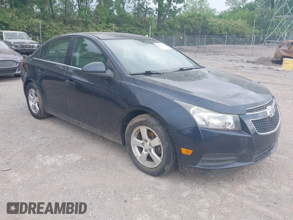 2014 Chevrolet Cruze 1LT with VIN 1G1PC5SB0E7137724, listed as a IAAI auction lot 42175995 with 276,145 mi miles and . Bid and sale history available at DreamBid. Image 1.