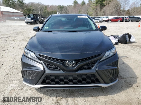 2022 Toyota Camry XSE z VIN 4T1K61AK9NU032227, wystawiony jako Copart lot #52932725 z przebiegiem 40 823 mil mil oraz Szkoda całkowita • Salvage title. Historia ofert i sprzedaży dostępna na DreamBid. Obrazek 5.