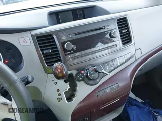 2013 Toyota Sienna XLE AAS with VIN 5TDYK3DC2DS292627, listed as a IAAI auction lot 41953059 with 186,007 mi miles and . Bid and sale history available at DreamBid. Image 11.