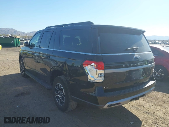 2024 Ford Expedition Max XLT with VIN 1FMJK1J8XREA43510, listed as a IAAI auction lot 41651655 with 28,356 mi miles and . Bid and sale history available at DreamBid. Image 3.