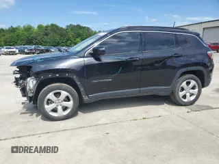 2018 Jeep Compass Latitude z VIN 3C4NJDBB0JT314566, wystawiony jako Copart lot #56882605 z przebiegiem 122 821 mil mil oraz Szkoda całkowita • Salvage title. Historia ofert i sprzedaży dostępna na DreamBid. Obrazek 1.