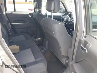 2014 Jeep Patriot Sport with VIN 1C4NJPBA5ED559951, listed as a IAAI auction lot 42802286 with 171,487 mi miles and . Bid and sale history available at DreamBid. Image 8.