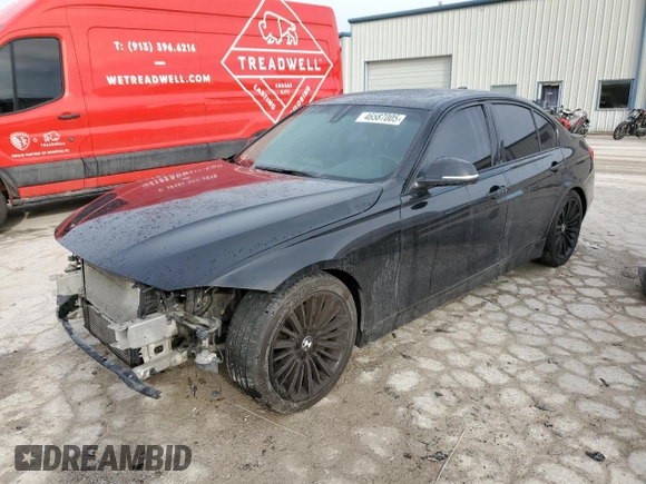2012 BMW 3 Series 328i with VIN WBA3A5C55CF257376, listed as a Copart auction lot 46587005 with 157,965 mi miles and Salvage Title. Bid and sale history available at carsss.com. Image 1.