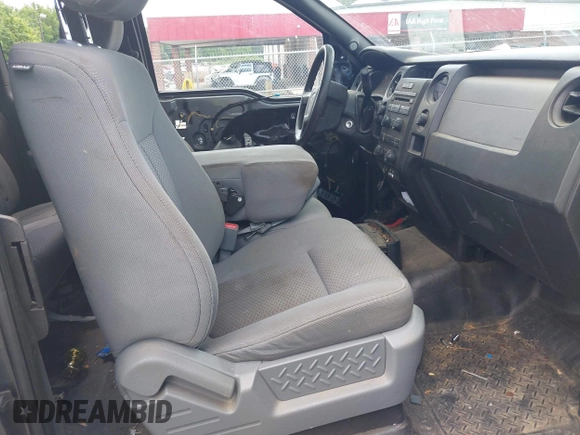 2014 Ford F-150 XL z VIN 1FTFX1EF0EFC60346, wystawiony jako IAAI lot #42198991 z przebiegiem 132 845 mil mil oraz . Historia ofert i sprzedaży dostępna na DreamBid. Obrazek 5.
