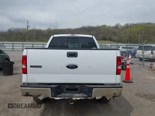 2008 Ford F-150 XLT with VIN 1FTPW14V28FA72092, listed as a IAAI auction lot 42038639 with 211,839 mi miles. Bid and sale history available at carsss.com. Image 17.