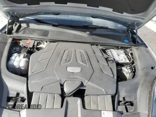 2023 Porsche Cayenne z VIN WP1AA2AY1PDA02553, wystawiony jako Copart lot #79032094 z przebiegiem Nie podano mil oraz Nie do naprawy • Non repairable. Historia ofert i sprzedaży dostępna na DreamBid. Obrazek 12.