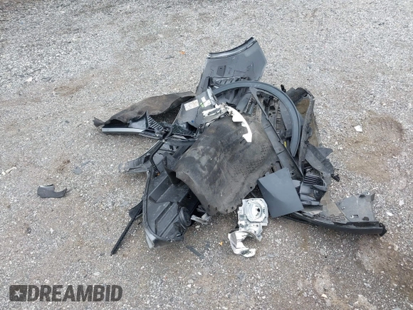 2022 Ford Escape SE z VIN 1FMCU9G60NUA45967, wystawiony jako IAAI lot #42459246 z przebiegiem Nie podano mil oraz . Historia ofert i sprzedaży dostępna na DreamBid. Obrazek 11.