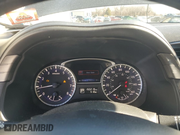 2013 Infiniti JX35 with VIN 5N1AL0MM0DC332268, listed as a Copart auction lot 48032795 with 150,219 mi miles and Salvage Title. Bid and sale history available at DreamBid. Image 9.