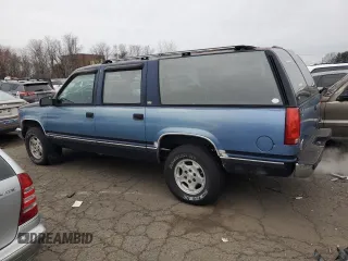 1994 Chevrolet Suburban z VIN 1GNFK16K4RJ348093, wystawiony jako Copart lot #87352784 z przebiegiem 118 442 mil mil oraz Nie do naprawy • Non repairable. Historia ofert i sprzedaży dostępna na DreamBid. Obrazek 2.