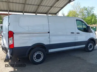 2021 Ford Transit Cargo z VIN 1FTBR1Y89MKA66720, wystawiony jako IAAI lot #42064777 z przebiegiem 112 171 mil mil oraz . Historia ofert i sprzedaży dostępna na DreamBid. Obrazek 13.