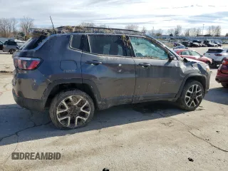 2018 Jeep Compass Limited with VIN 3C4NJDCB0JT350661, listed as a Copart auction lot 47981695 with 115,188 mi miles and Salvage Title. Bid and sale history available at DreamBid. Image 3.